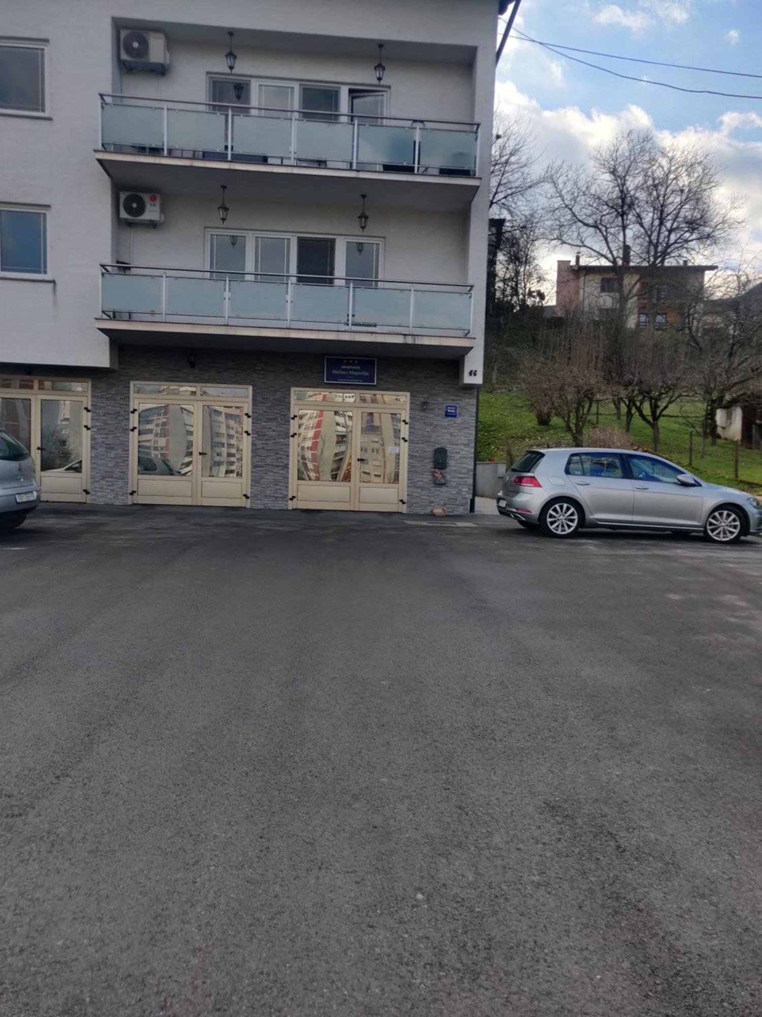 Apartman Malina Karlovac Luaran gambar