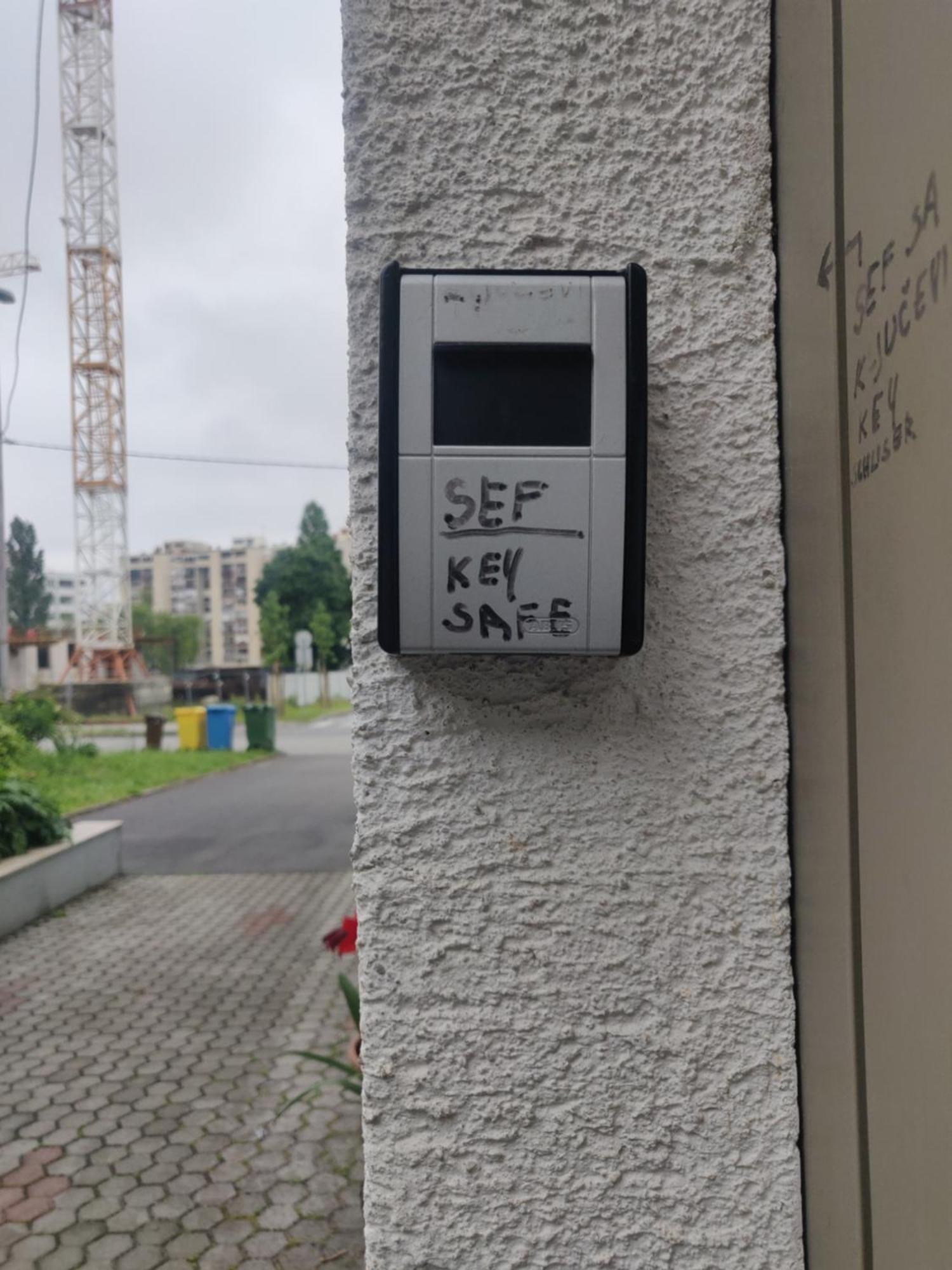 Apartman Malina Karlovac Luaran gambar