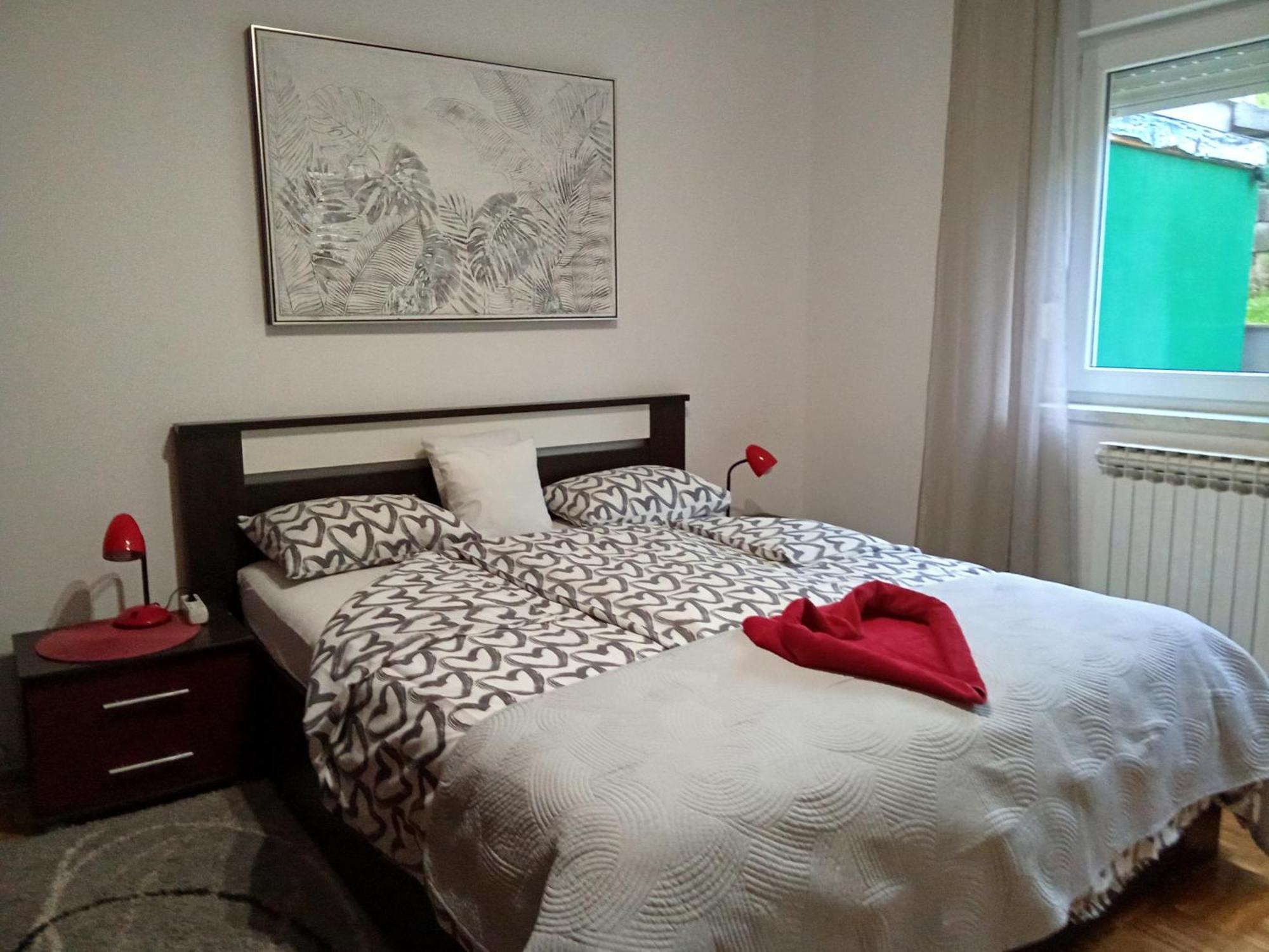 Apartman Malina Karlovac Luaran gambar