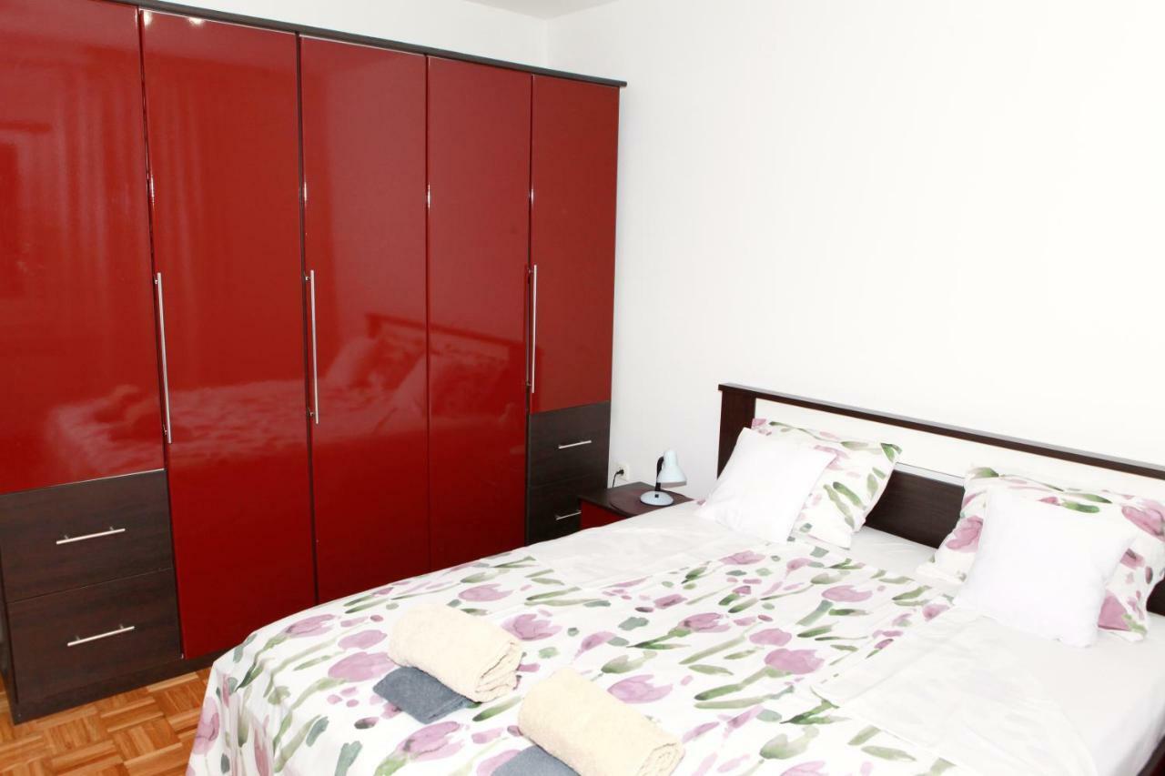 Apartman Malina Karlovac Luaran gambar