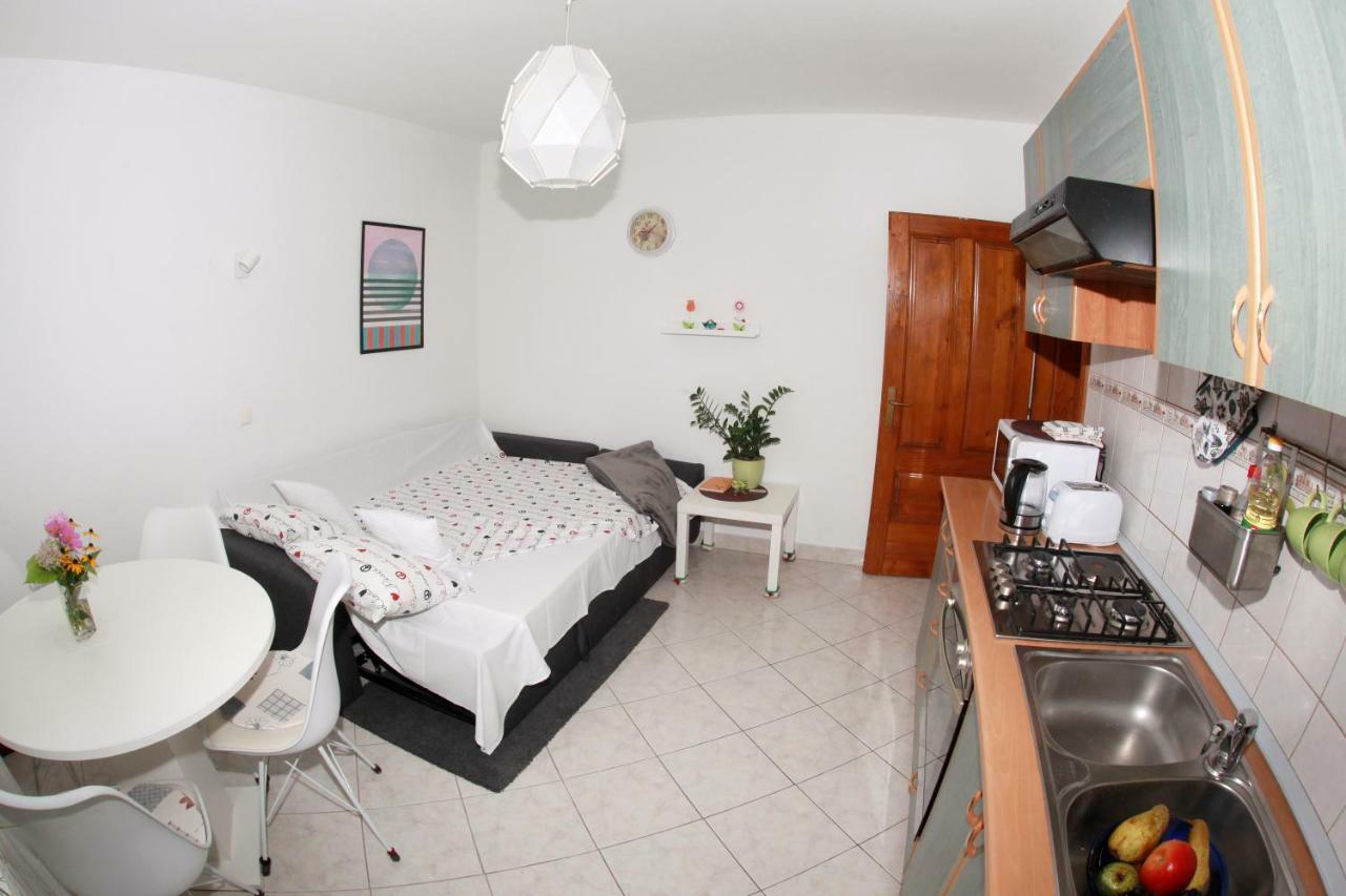 Apartman Malina Karlovac Luaran gambar